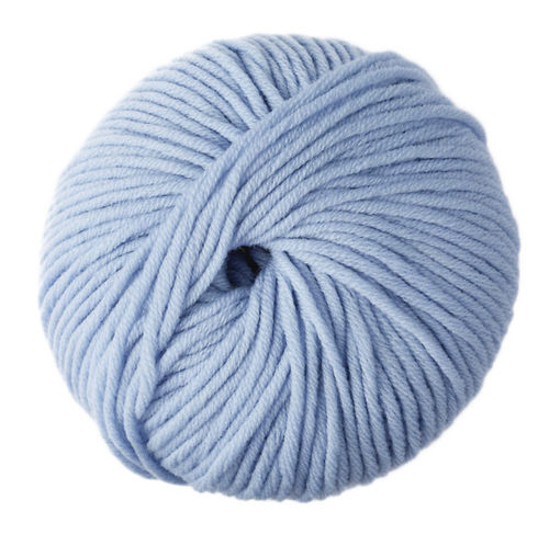 Woolly 5 DMC skein. 100% merino wool.