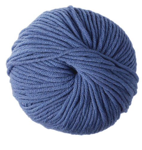 Ovillo Woolly 5 DMC. 100% Lana merino. Color: Azul oscuro 77.